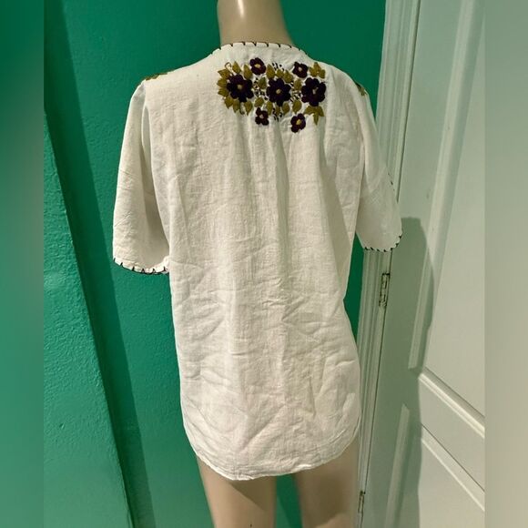 Embroidered White and Purple Women's Top - Picture 4 of 9